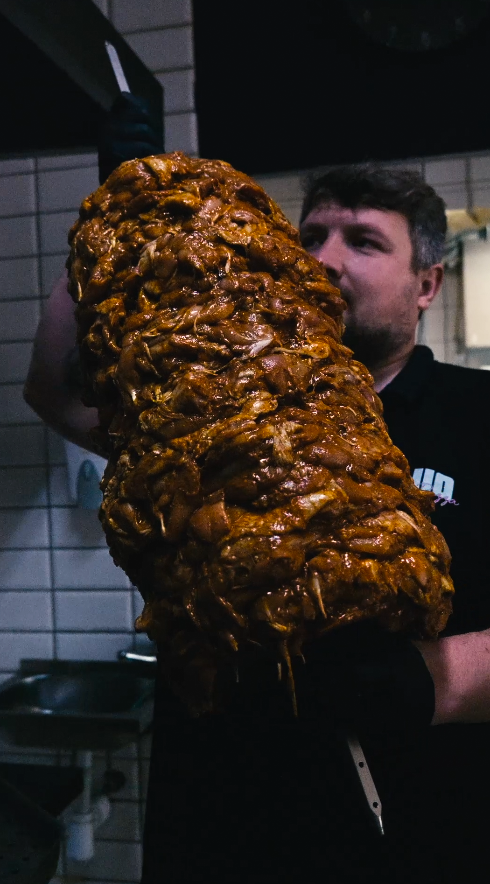 83-110 Kebab – W jaki sposób przygotowywane jest mięso