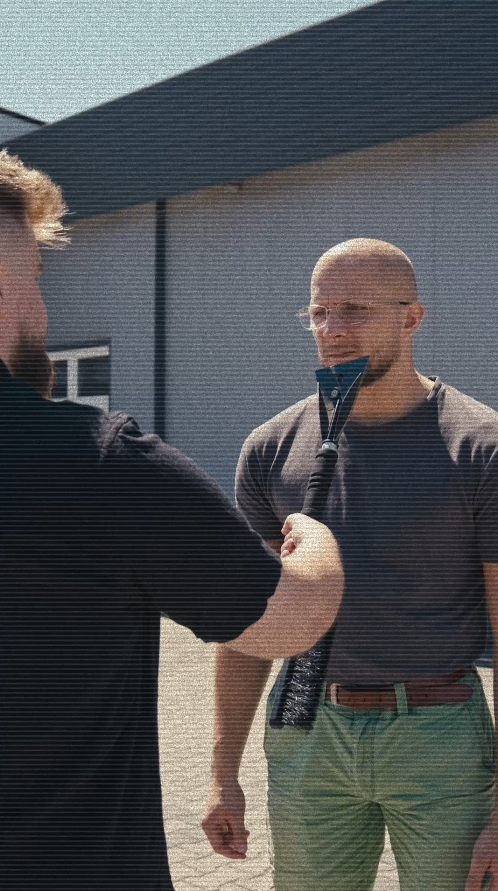 Reklama dla CarbonQ Breaking News